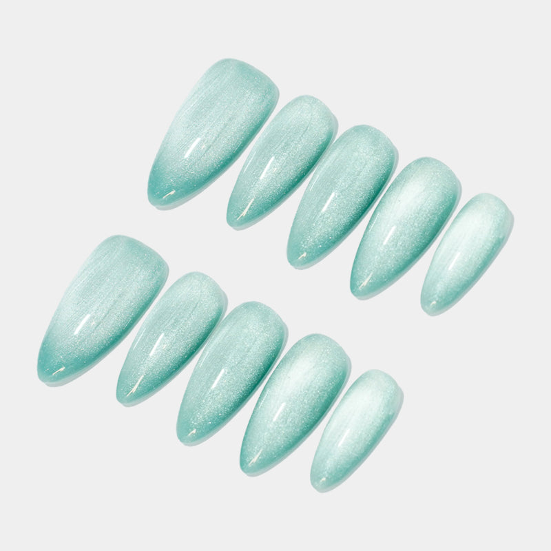 Pale Green Cat-Eye