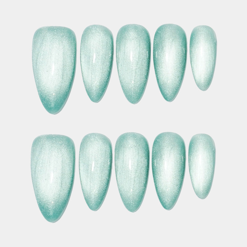 Pale Green Cat-Eye